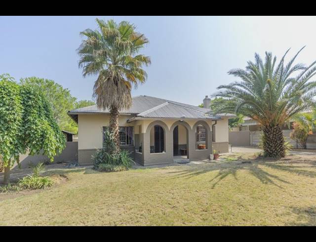 3 BEDROOM HOUSE FOR SALE IN NIGEL EXT 2